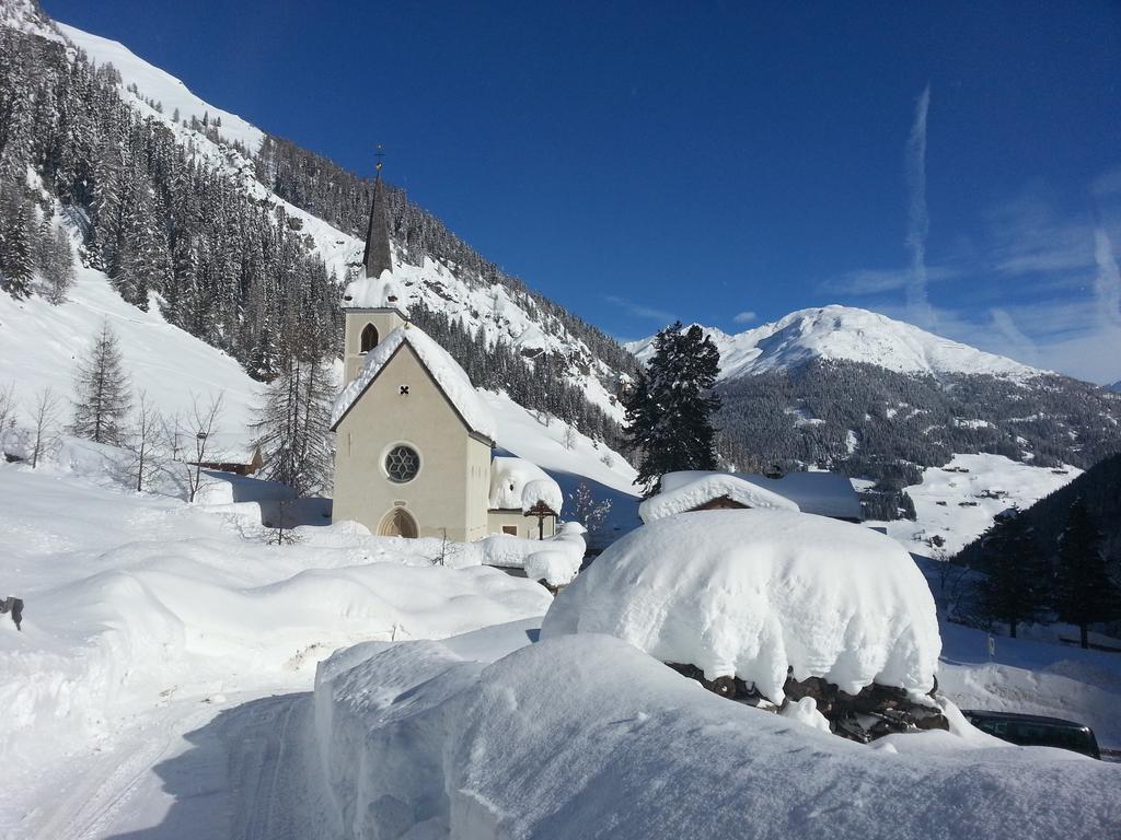 Giatla Hof Der Alfenalm - Ferienwohnungen Am Berg Innervillgraten Exterior foto